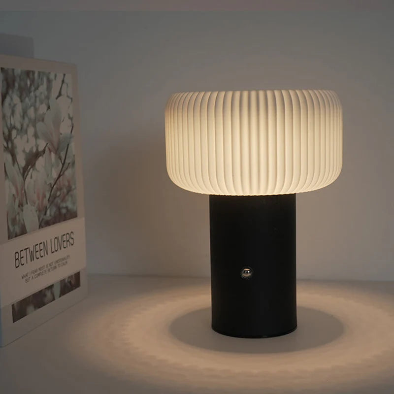 GlowSphere – Stijlvolle Tafellamp met Paddenstoeldesign