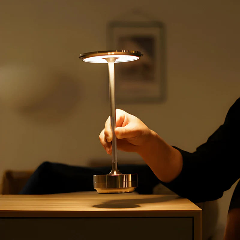GlowLite – Draadloze Tafellamp met Luxe Touchbediening
