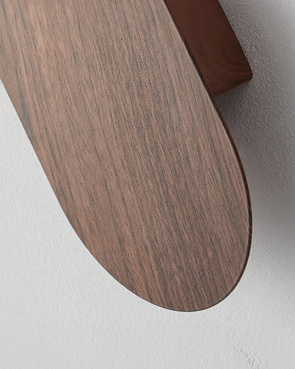 Wandlamp van ijzer en PVC met klassiek ontwerp