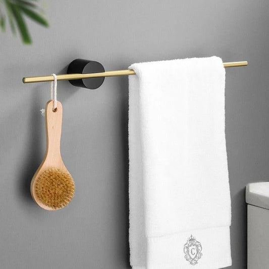 MetalGrace – Elegant Handdoekenrek met Minimalistische Luxe